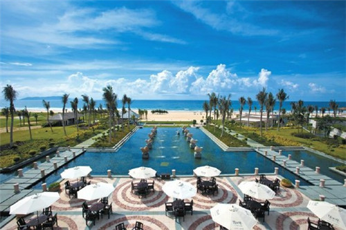 吾穆勒蓬灰牛肉面